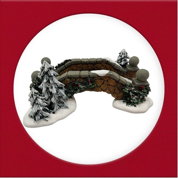 Dept. 56 Village Stone Footbridge #52646 In Original Box - Picture 1 of 14